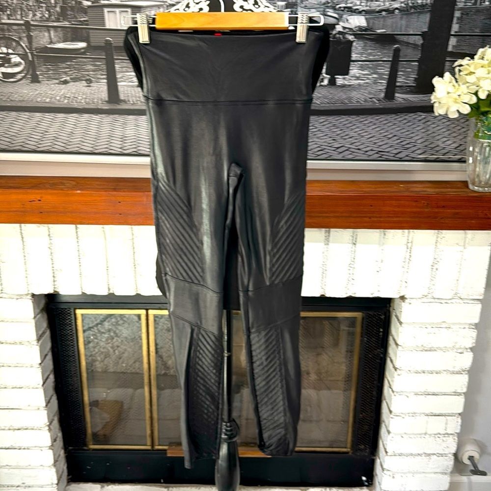 Spanx Women Moto Faux Leather Legging Pants Medium Very Black Y2K Biker Sexy